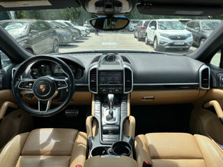 Porsche Cayenne foto 10