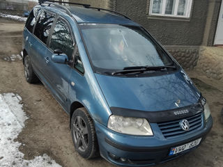 Volkswagen Sharan foto 1