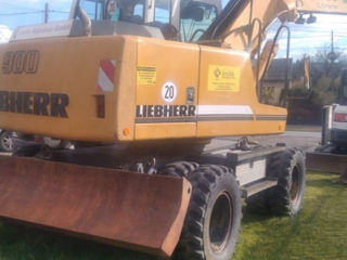 Колесный  экскаватор Liebherr A900B foto 3