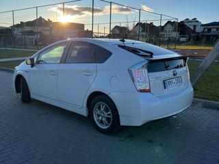 Toyota Prius foto 8