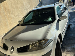 Renault Megane foto 2