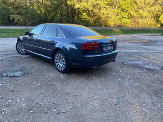 Audi A8 foto 3