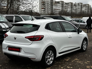 Renault Clio foto 6