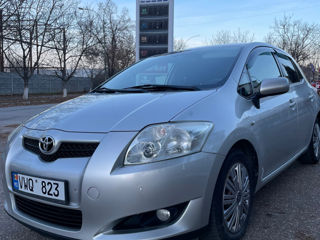 Toyota Auris foto 2