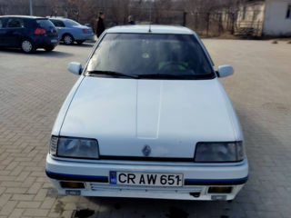 Renault 19 foto 7