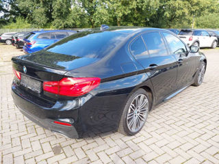 BMW 5 Series foto 4