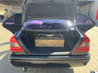 Mercedes C-Class foto 7