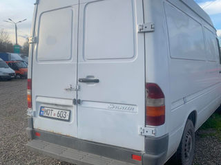 Mercedes sprinter foto 6