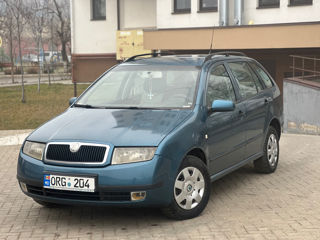 Skoda Fabia foto 2