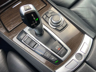 BMW 7 Series foto 15