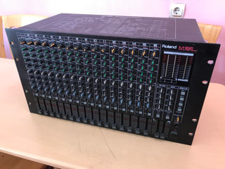 Roland M-16E