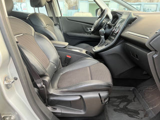 Renault Scenic foto 17