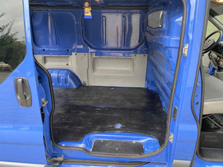 Opel Vivaro foto 8