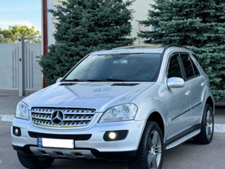 Mercedes M-Class