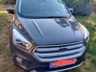 Ford Kuga foto 2