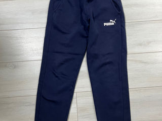 Vând pantaloni sport Puma