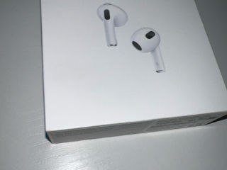 AirPods 3