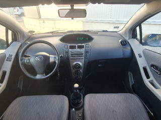 Toyota Yaris foto 5