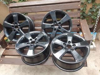 R16, 5*120, 7.5j, ET55 - 250€