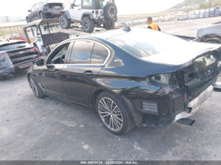 BMW 5 Series foto 8