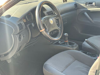 Volkswagen Passat foto 8