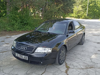 Audi A6 фото 1