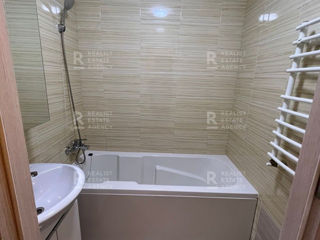 Apartament cu 3 camere, 78 m², Râșcani, Chișinău foto 4