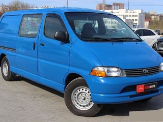 Toyota Hiace foto 1