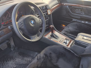 BMW 7 Series foto 6