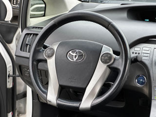 Toyota Prius foto 9