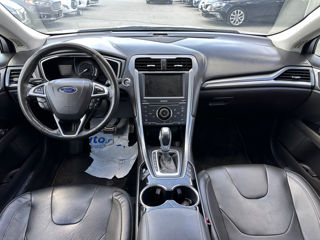 Ford Fusion foto 5