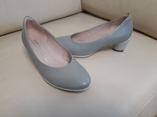 Фирменные женские туфли  - Фирма  Ecco. foto 3