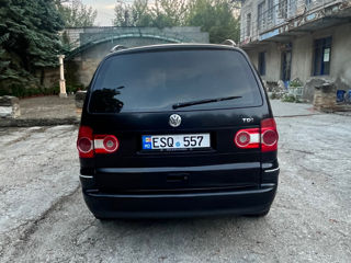 Volkswagen Sharan foto 4