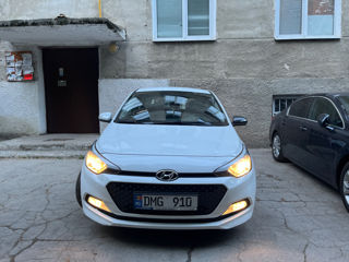 Hyundai i20 foto 3