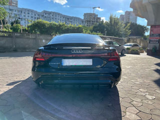 Audi E-tron GT foto 6