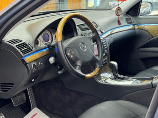 Mercedes E-Class foto 9