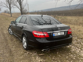 Mercedes E-Class foto 8