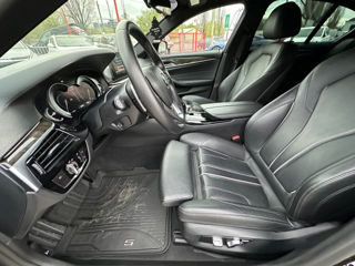 BMW 5 Series foto 7