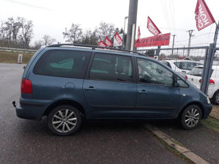 Volkswagen Sharan foto 2