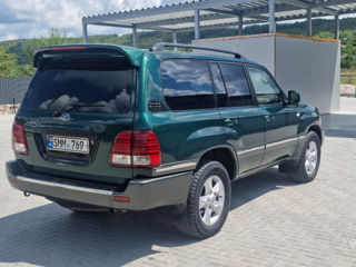 Toyota Land Cruiser foto 4