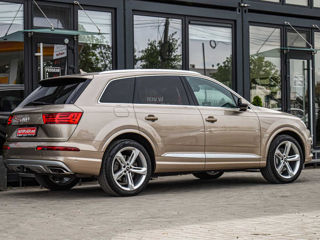 Audi Q7 foto 2