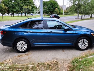 Volkswagen Jetta foto 4