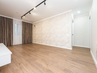 Apartament cu 2 camere, 61 m², Botanica, Chișinău foto 7