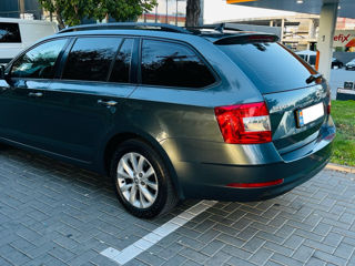 Skoda Octavia foto 3