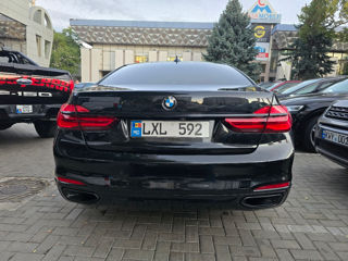 BMW 7 Series foto 4