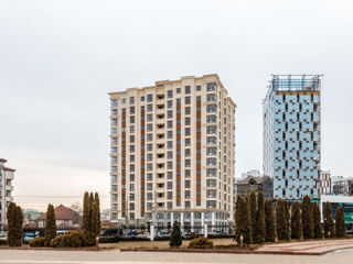 Apartament cu 2 camere, 77 m², Centru, Chișinău