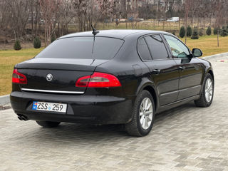 Skoda Superb foto 6