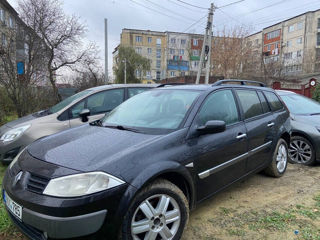 Renault Megane foto 2