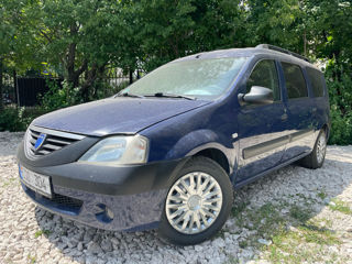 Dacia Logan foto 2