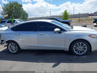 Ford Fusion foto 8